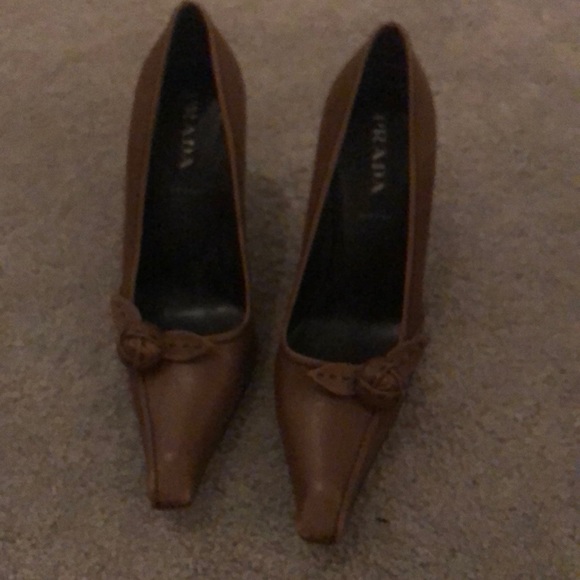 Prada shoes - Picture 1 of 2